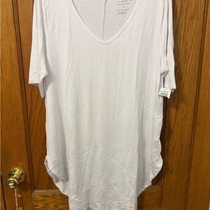 Casual White V-Neck Women's Tee